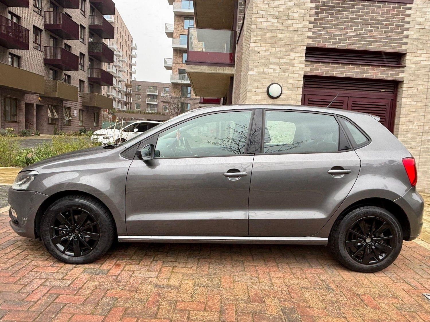 Used Volkswagen Polo 2015 for sale - 77793368: Photo 33