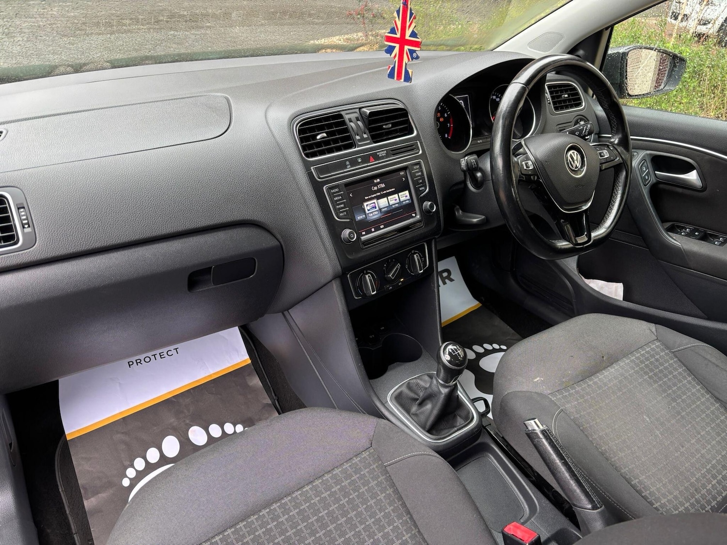 Used Volkswagen Polo 2015 for sale - 77793368: Photo 43