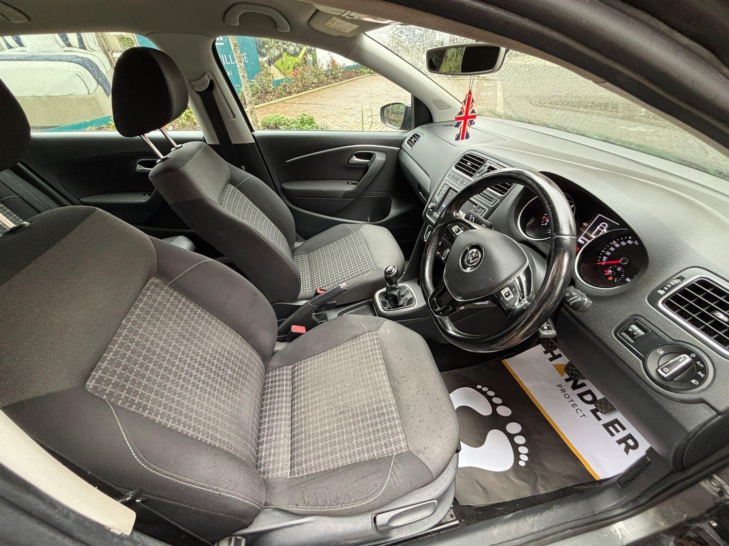 Used Volkswagen Polo 2015 for sale - 77793368: Photo 46