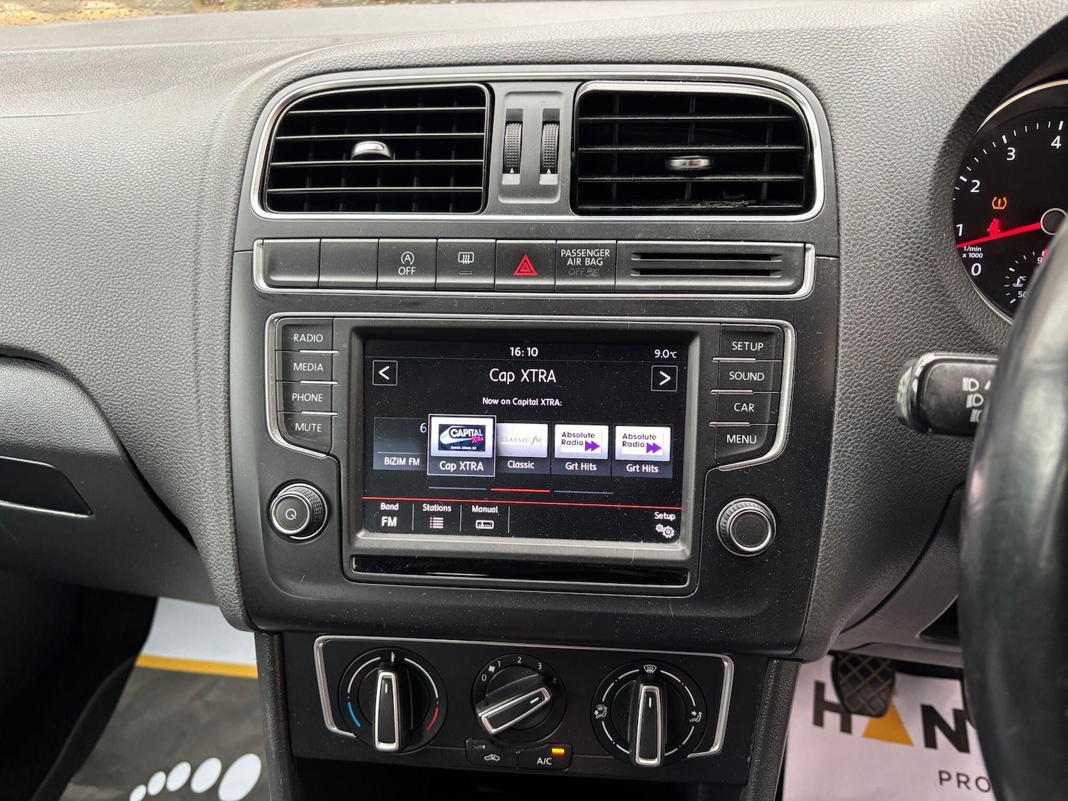 Used Volkswagen Polo 2015 for sale - 77793368: Photo 58