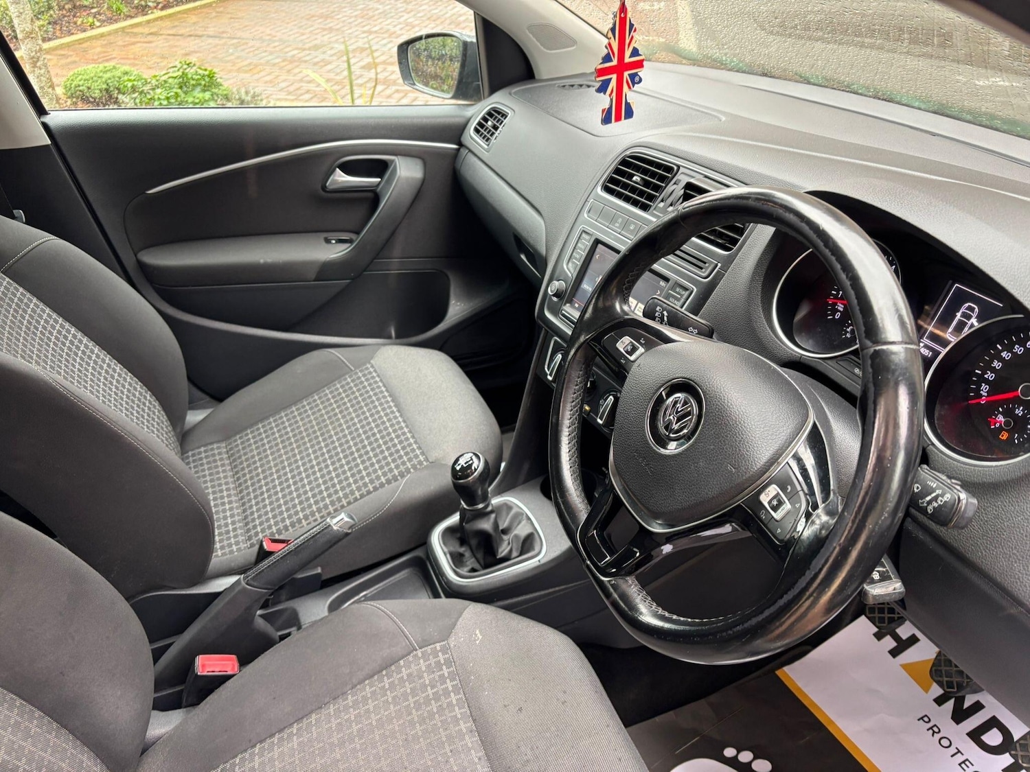 Used Volkswagen Polo 2015 for sale - 77793368: Photo 62