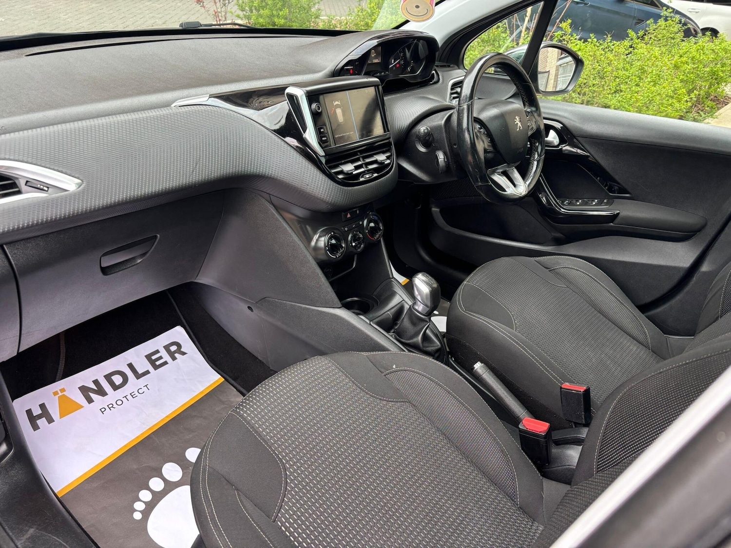 Used Peugeot 208 2018 for sale - 78116195: Photo 3