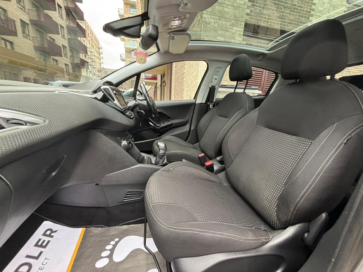 Used Peugeot 208 2018 for sale - 78116195: Photo 60