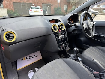 Used Vauxhall Corsa 2012 for sale - 76990505: Photo