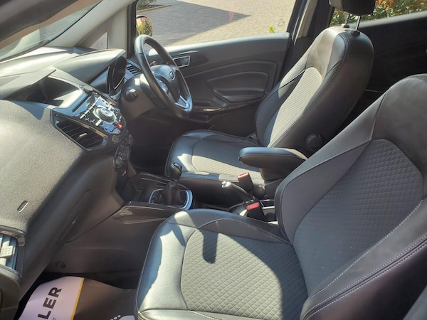 Used Ford Ecosport 2016 for sale - 74172923: Photo 14