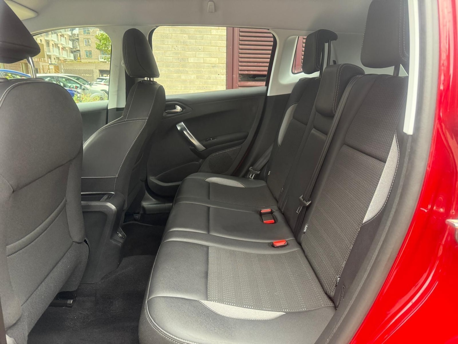 Used Peugeot 2008 2018 for sale - 76472911: Photo 21