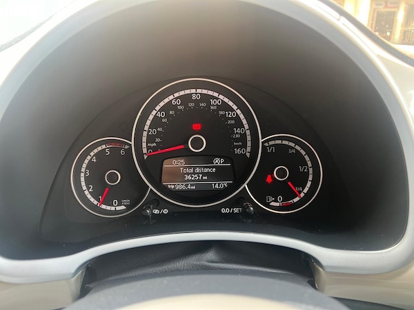 Used Volkswagen Beetle 2016 for sale - 74070401: Photo 23