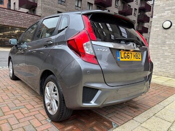 Used Honda Jazz 2017 for sale - 77696332: Photo