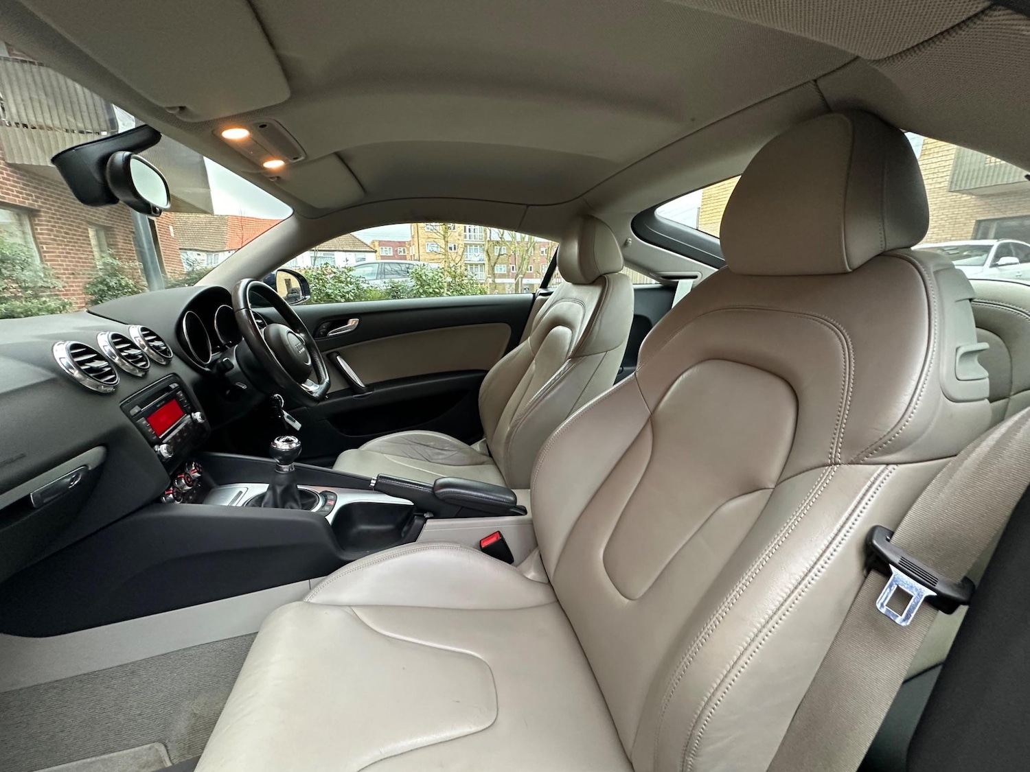 Used Audi TT 2010 for sale - 77737552: Photo 15