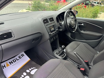 Used Volkswagen Polo 2016 for sale - 78969332: Photo