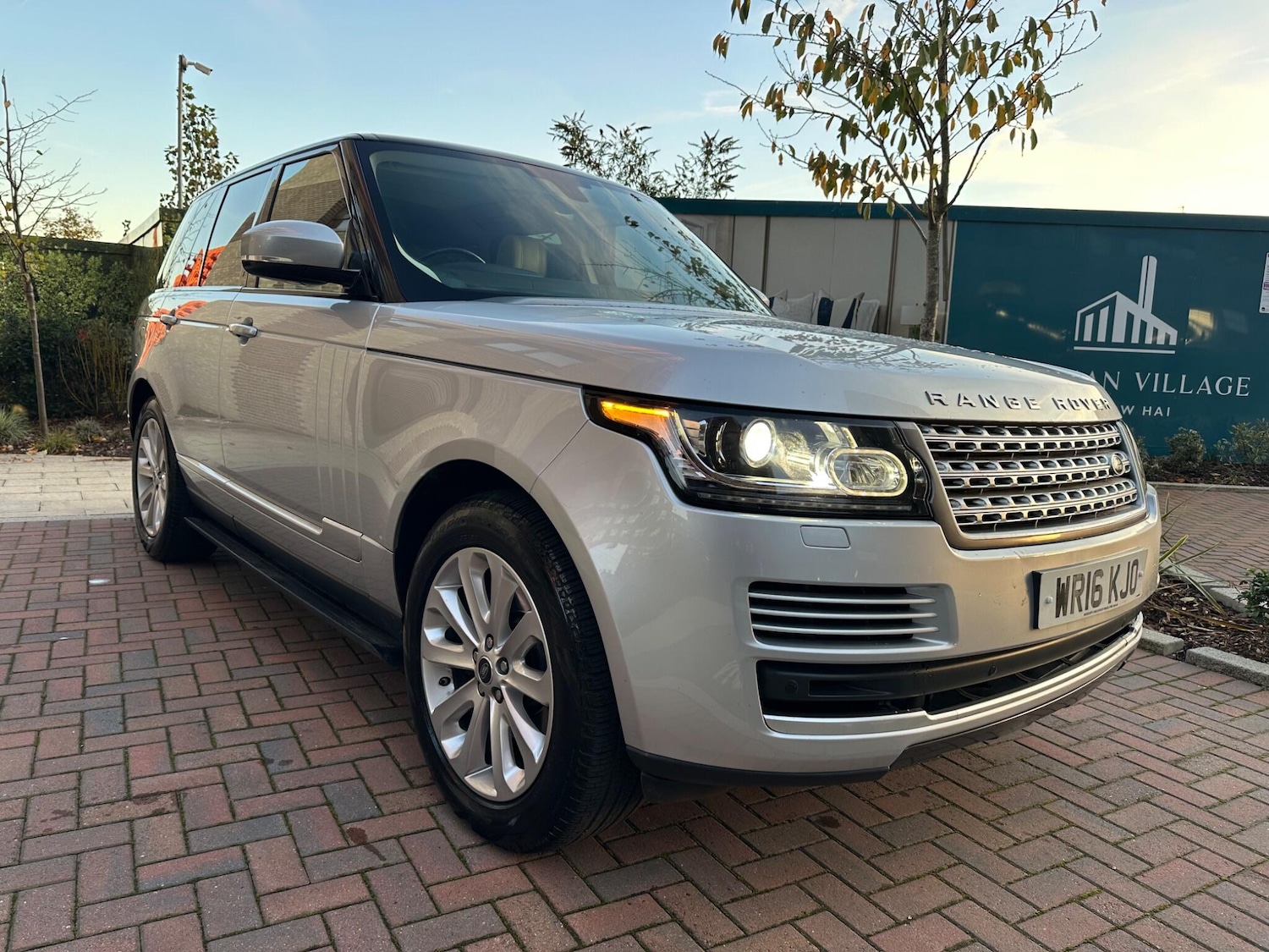 Used Land Rover Range Rover 2016 for sale - 76633566: Photo 1