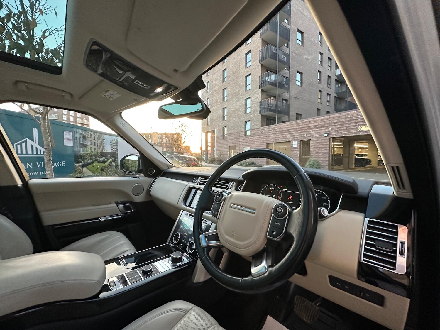 Used Land Rover Range Rover 2016 for sale - 76633566: Photo 15