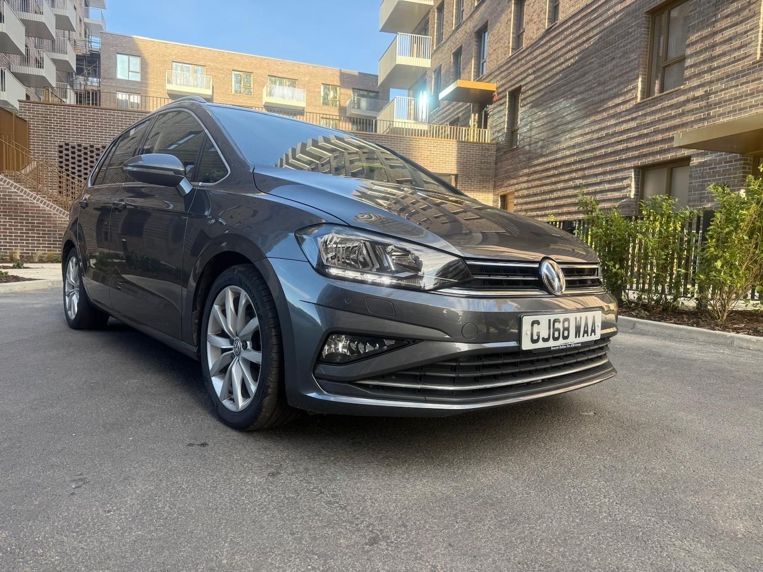 Used Volkswagen Golf SV 2018 for sale - 76472094: Photo 1