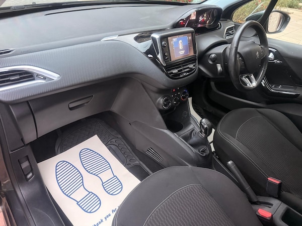 Used Peugeot 208 2016 for sale - 76317956: Photo 3