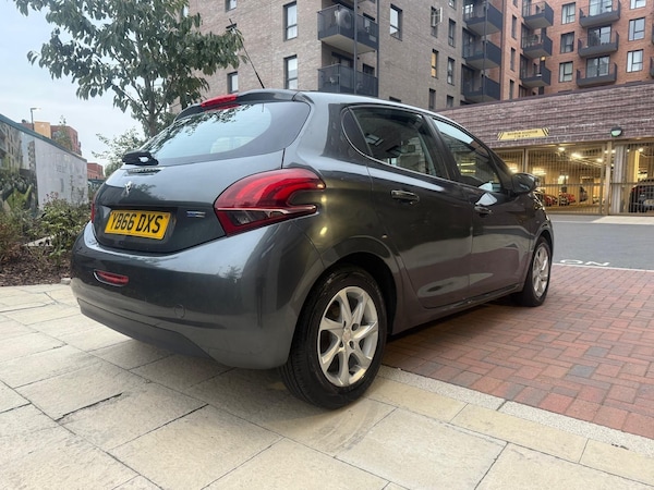 Used Peugeot 208 2016 for sale - 76317956: Photo 7