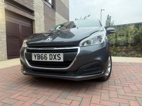 Used Peugeot 208 2016 for sale - 76317956: Photo 9