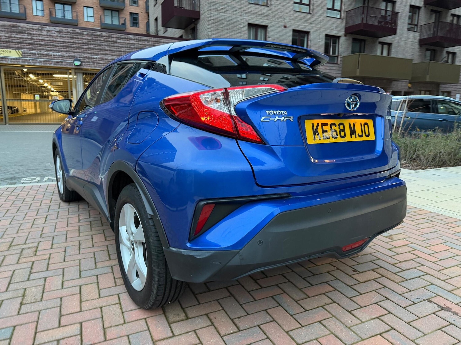 Used Toyota C-HR 2018 for sale - 76839444: Photo 17