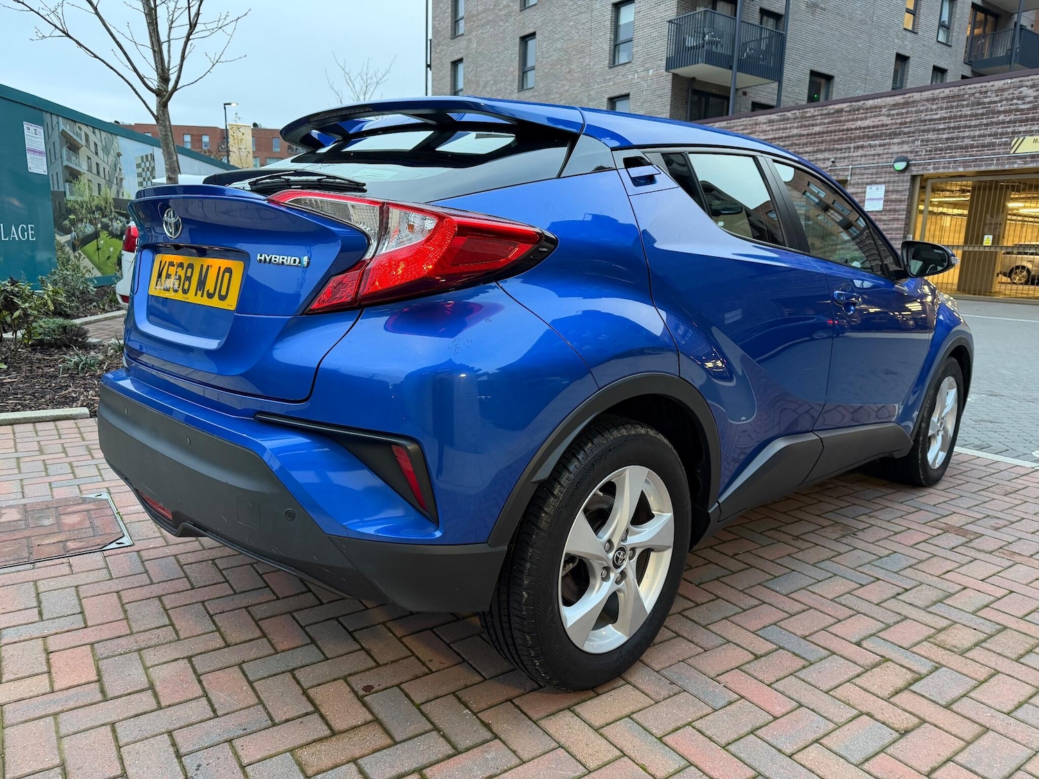 Used Toyota C-HR 2018 for sale - 76839444: Photo 24