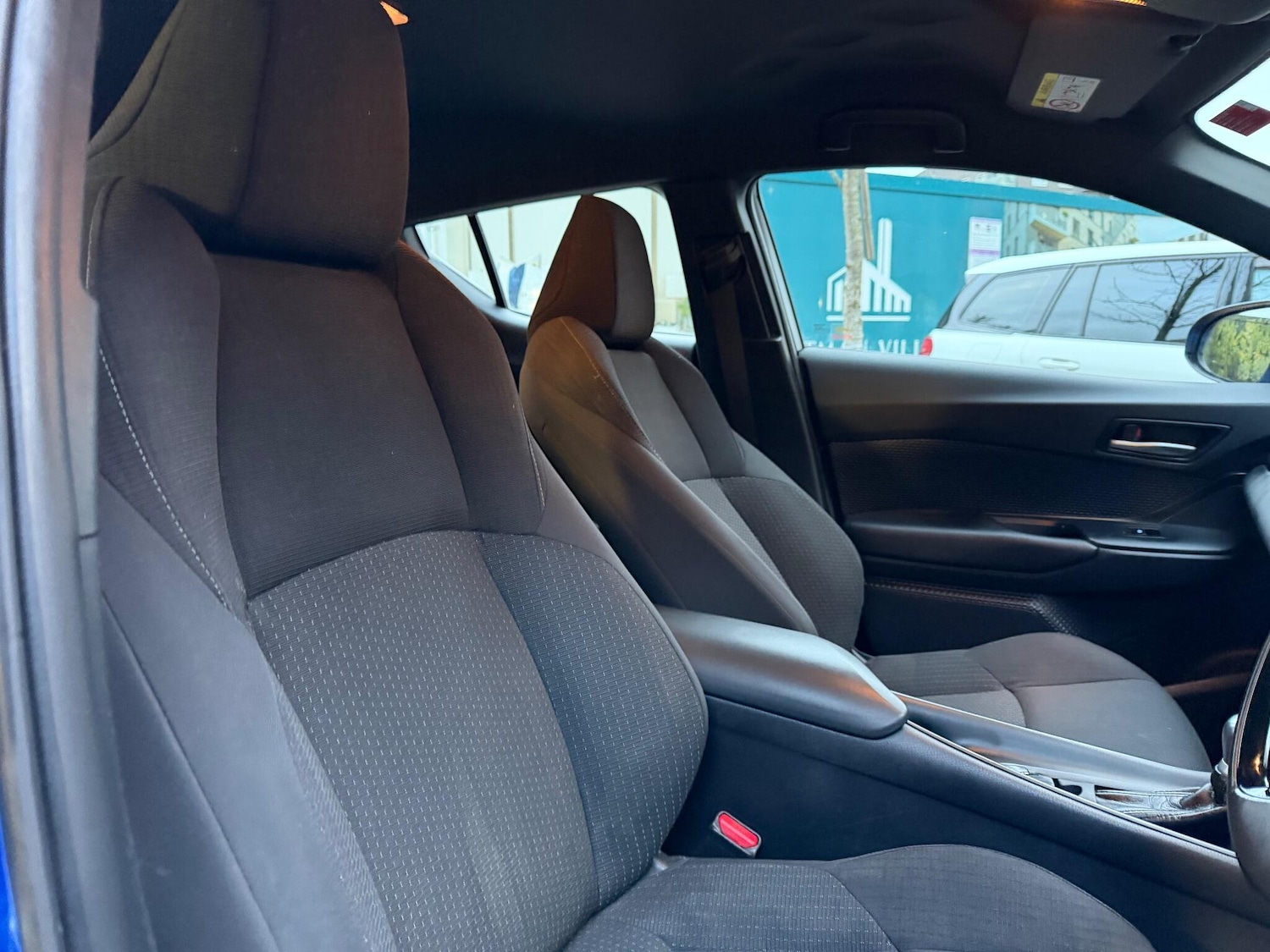 Used Toyota C-HR 2018 for sale - 76839444: Photo 29