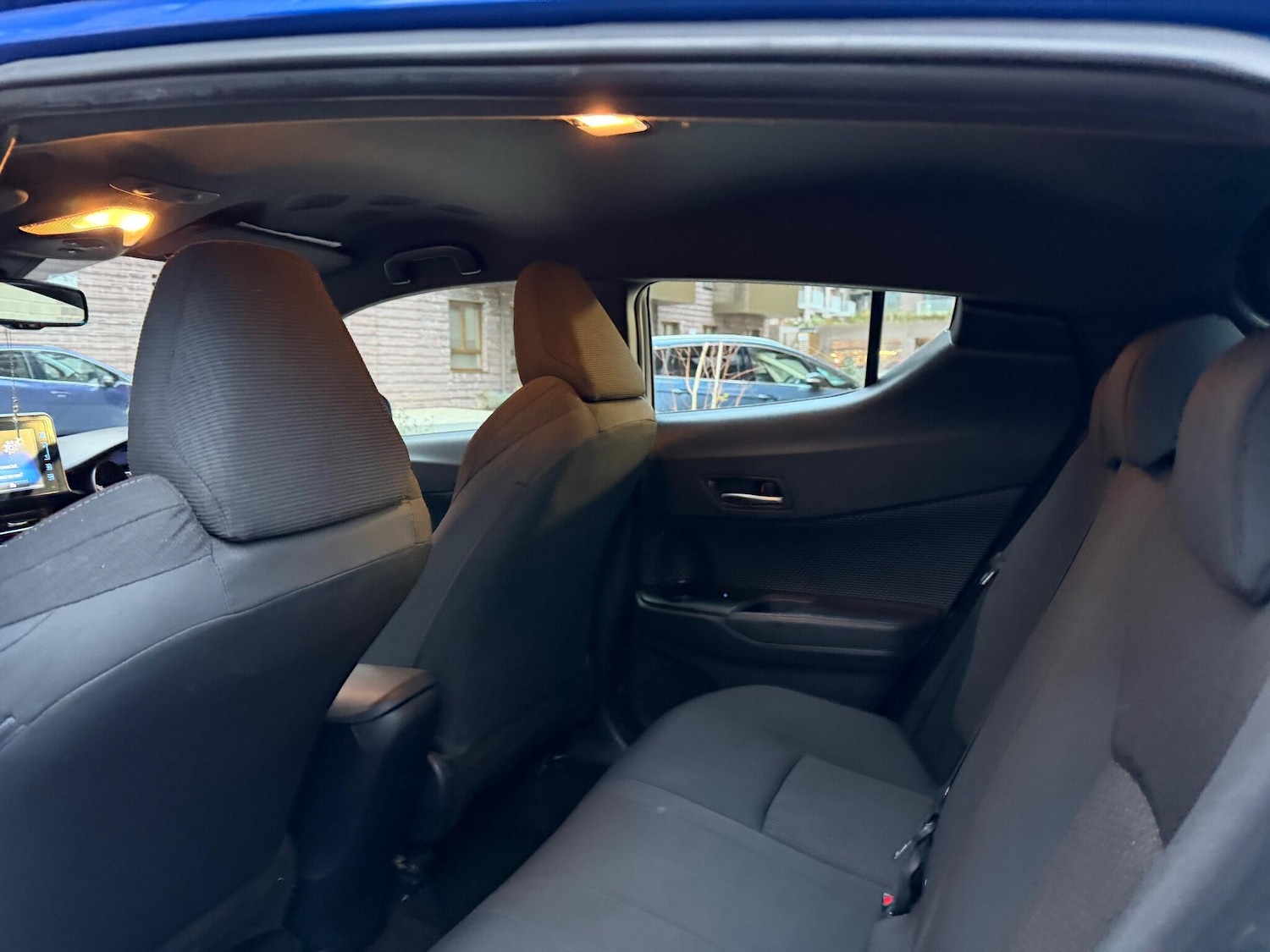 Used Toyota C-HR 2018 for sale - 76839444: Photo 33