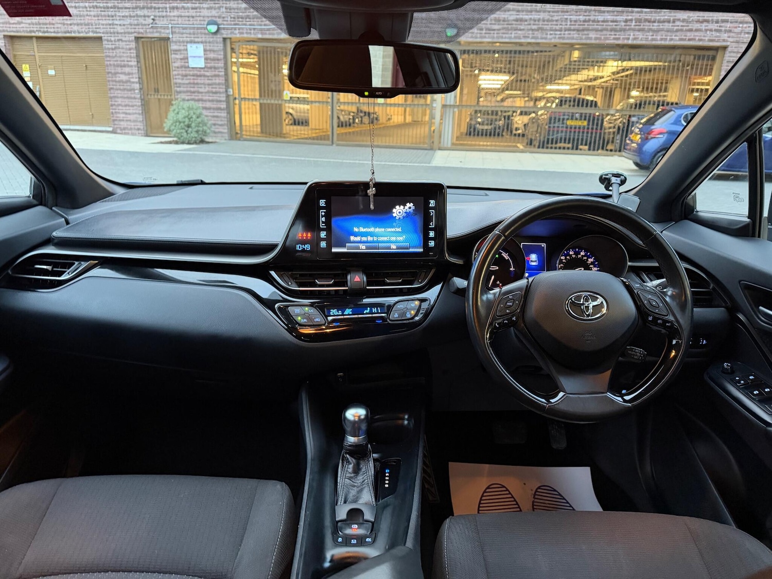 Used Toyota C-HR 2018 for sale - 76839444: Photo 4