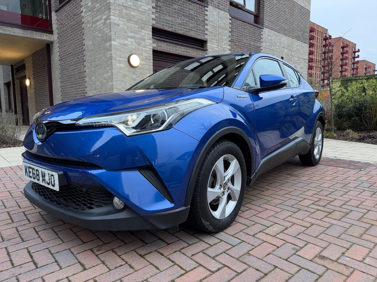 Used Toyota C-HR 2018 for sale - 76839444: Photo 5