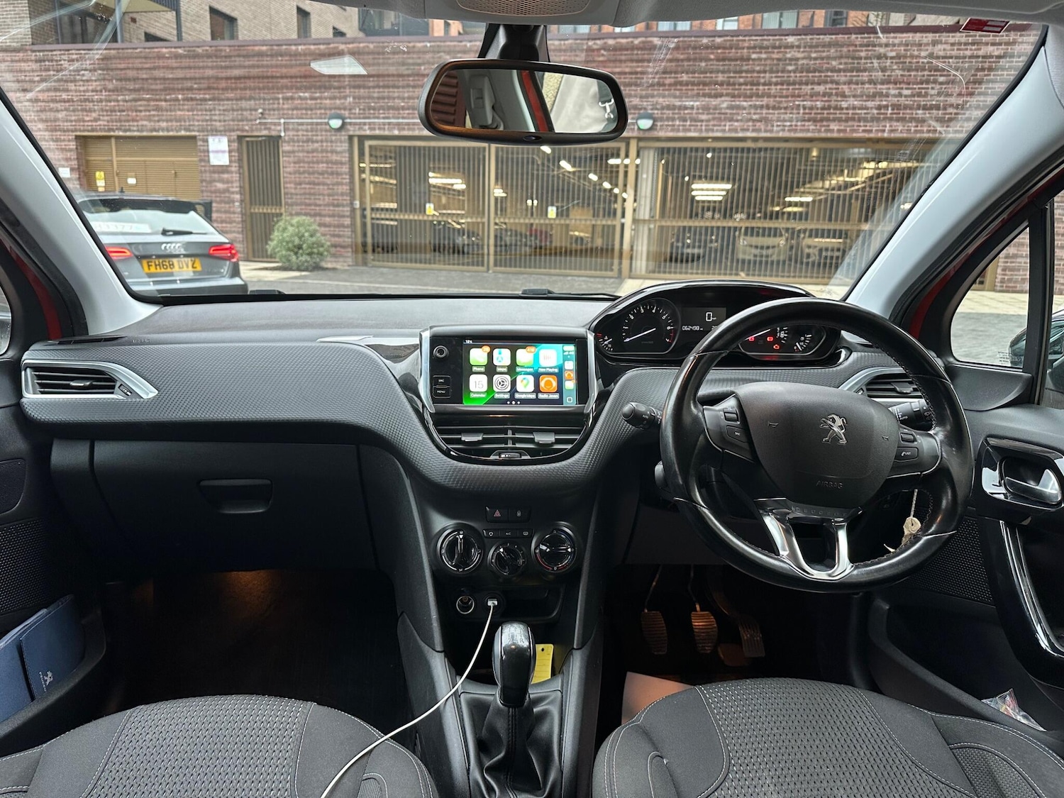 Used Peugeot 208 2018 for sale - 76592786: Photo 4