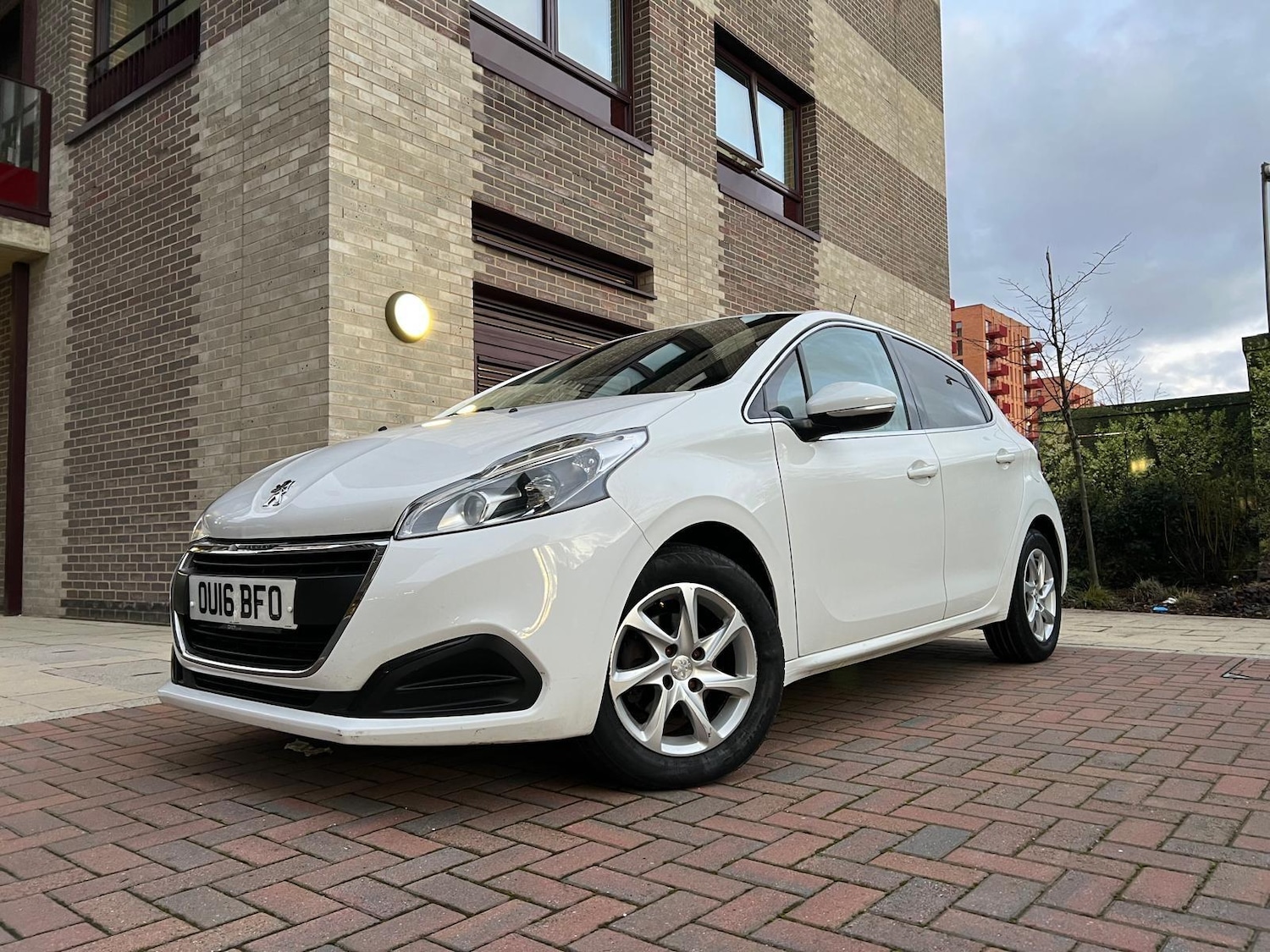 Used Peugeot 208 2016 for sale - 77049865: Photo 5