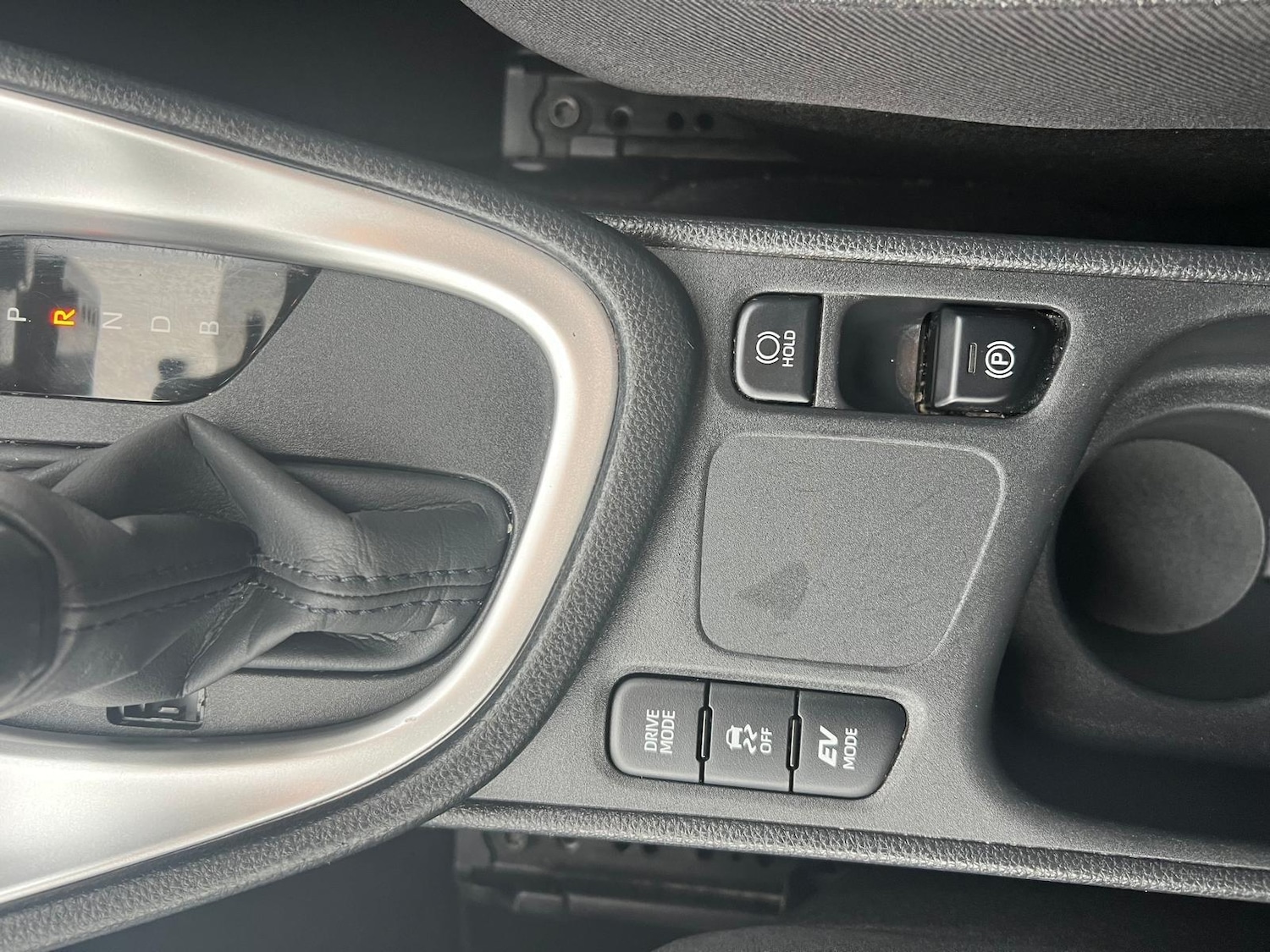 Used Toyota Yaris 2023 for sale - 76511810: Photo 28