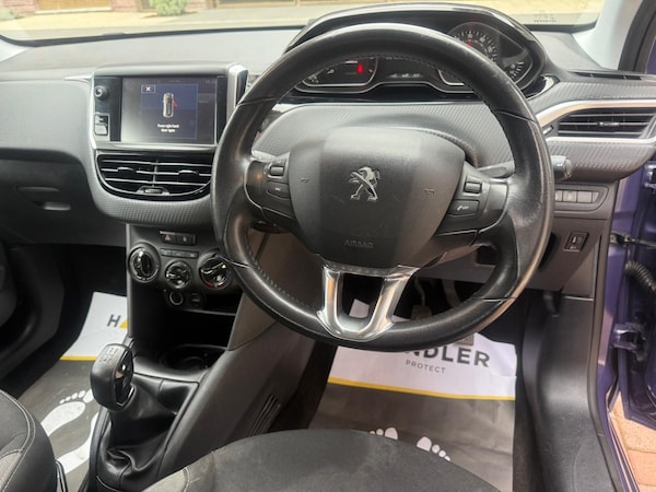 Used Peugeot 208 2015 for sale - 75991160: Photo 20