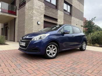 Used Peugeot 208 2015 for sale - 75991160: Photo 3