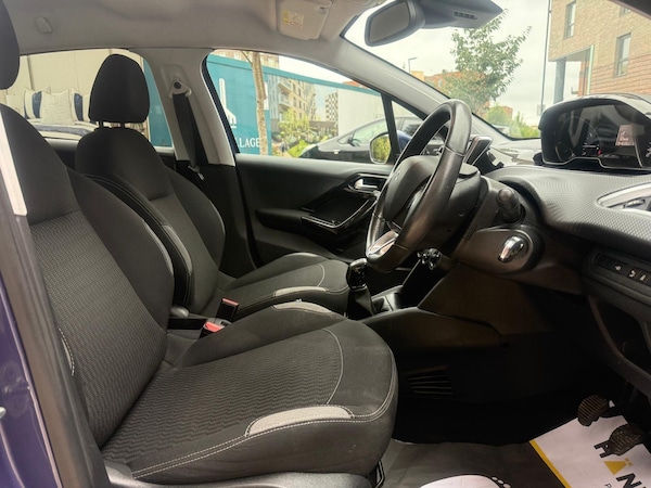 Used Peugeot 208 2015 for sale - 75991160: Photo 7