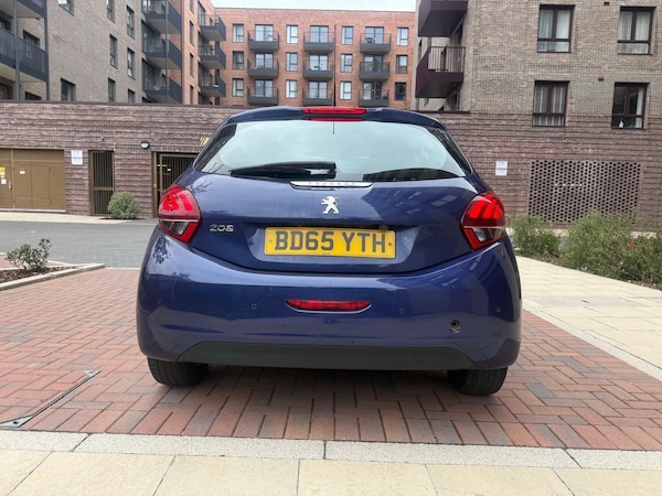 Used Peugeot 208 2015 for sale - 75991160: Photo 9