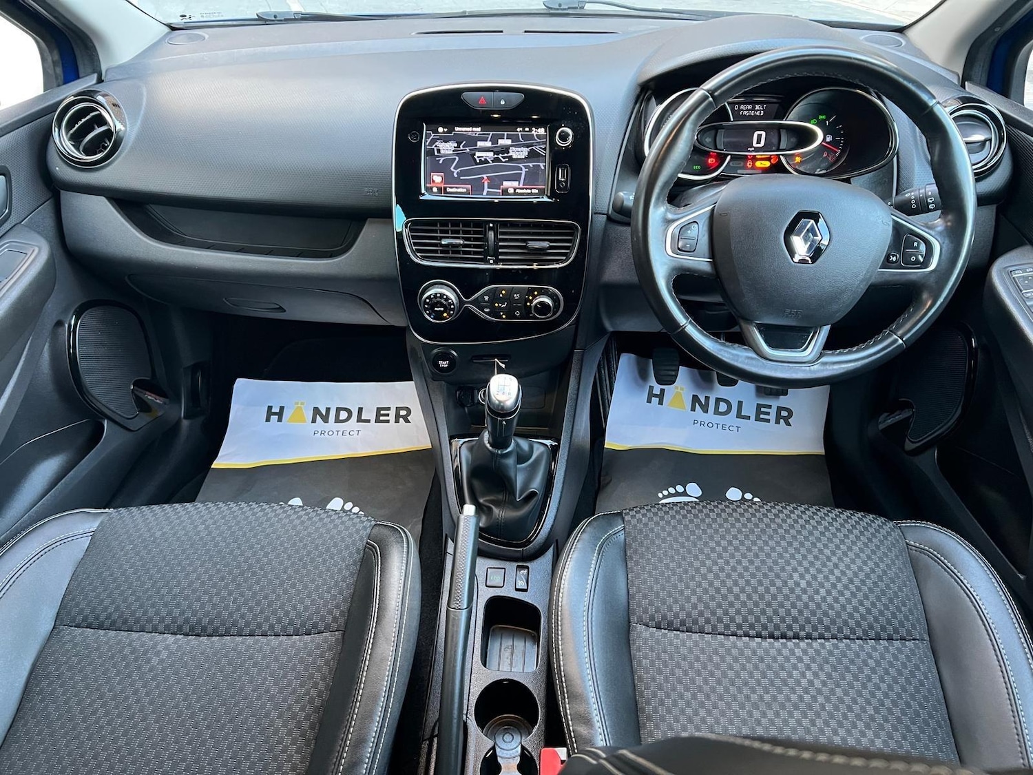 Used Renault Clio for sale - 77049995: Photo 4