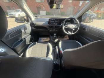 Used Hyundai i10 2024 for sale - 74255582: Photo