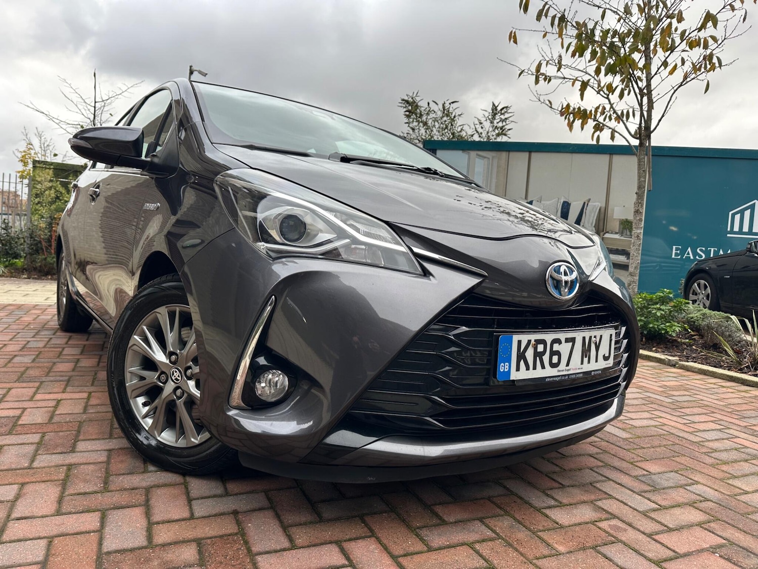 Used Toyota Yaris 2017 for sale - 76701287: Photo 10