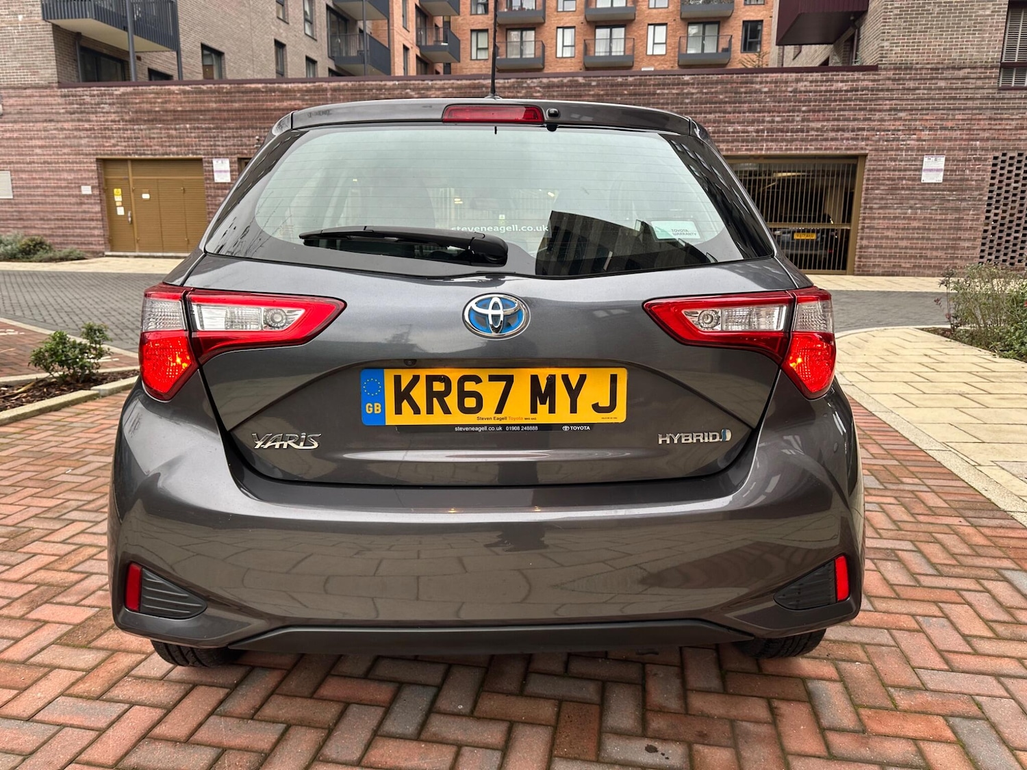 Used Toyota Yaris 2017 for sale - 76701287: Photo 19