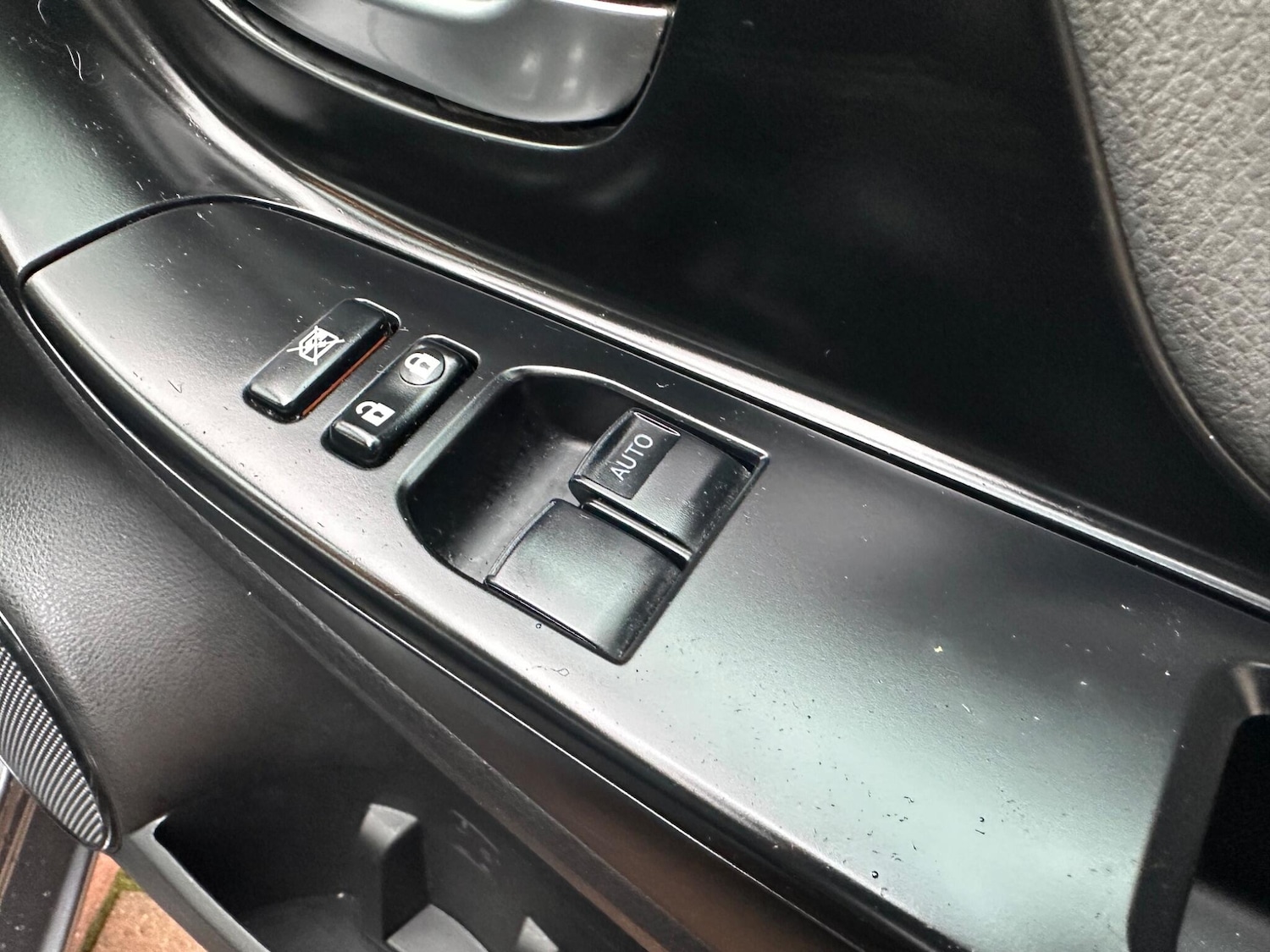 Used Toyota Yaris 2017 for sale - 76701287: Photo 35