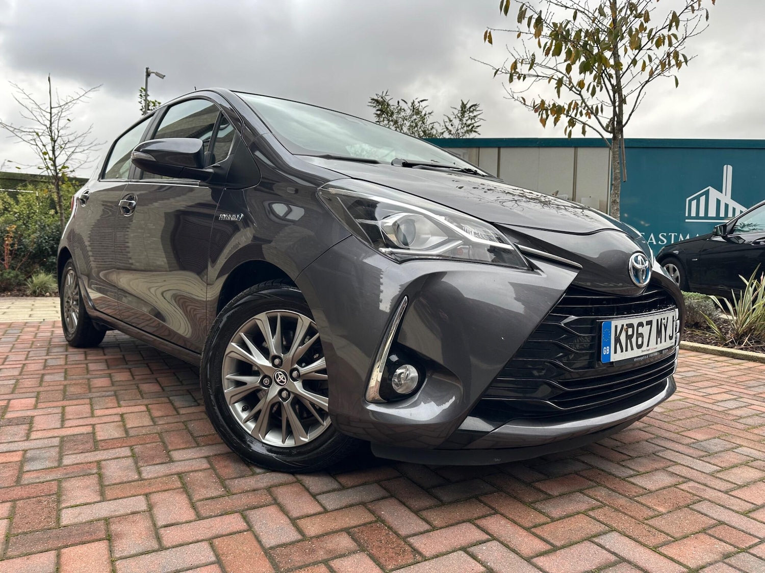 Used Toyota Yaris 2017 for sale - 76701287: Photo 9