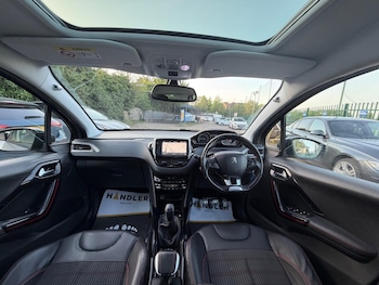 Used Peugeot 2008 2018 for sale - 78676010: Photo