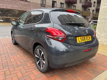 Used Peugeot 208 2016 for sale - 78830798: Photo