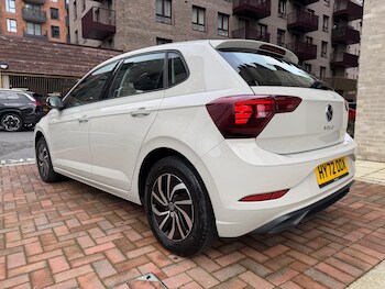 Used Volkswagen Polo 2022 for sale - 77242778: Photo
