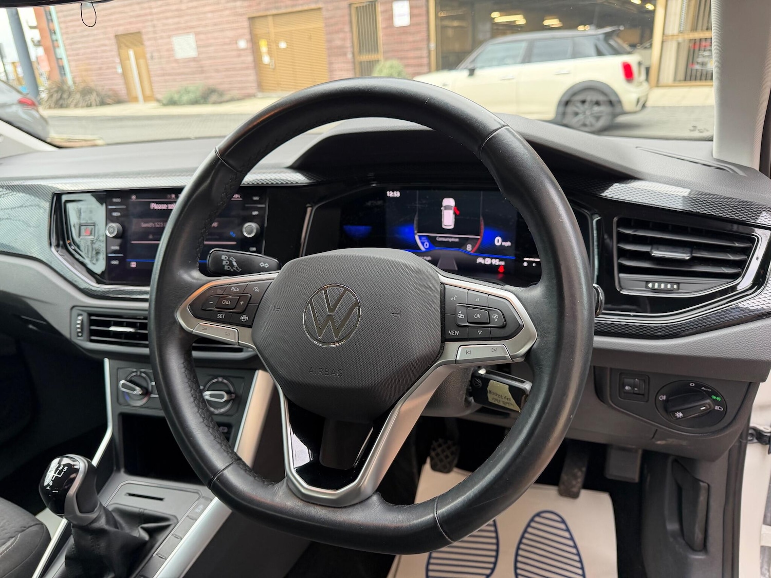 Used Volkswagen Polo for sale - 77242778: Photo 32