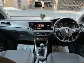Used Volkswagen Polo 2019 for sale - 75609137: Photo
