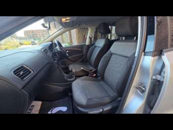Used Volkswagen Polo 2015 for sale - 74311465: Photo
