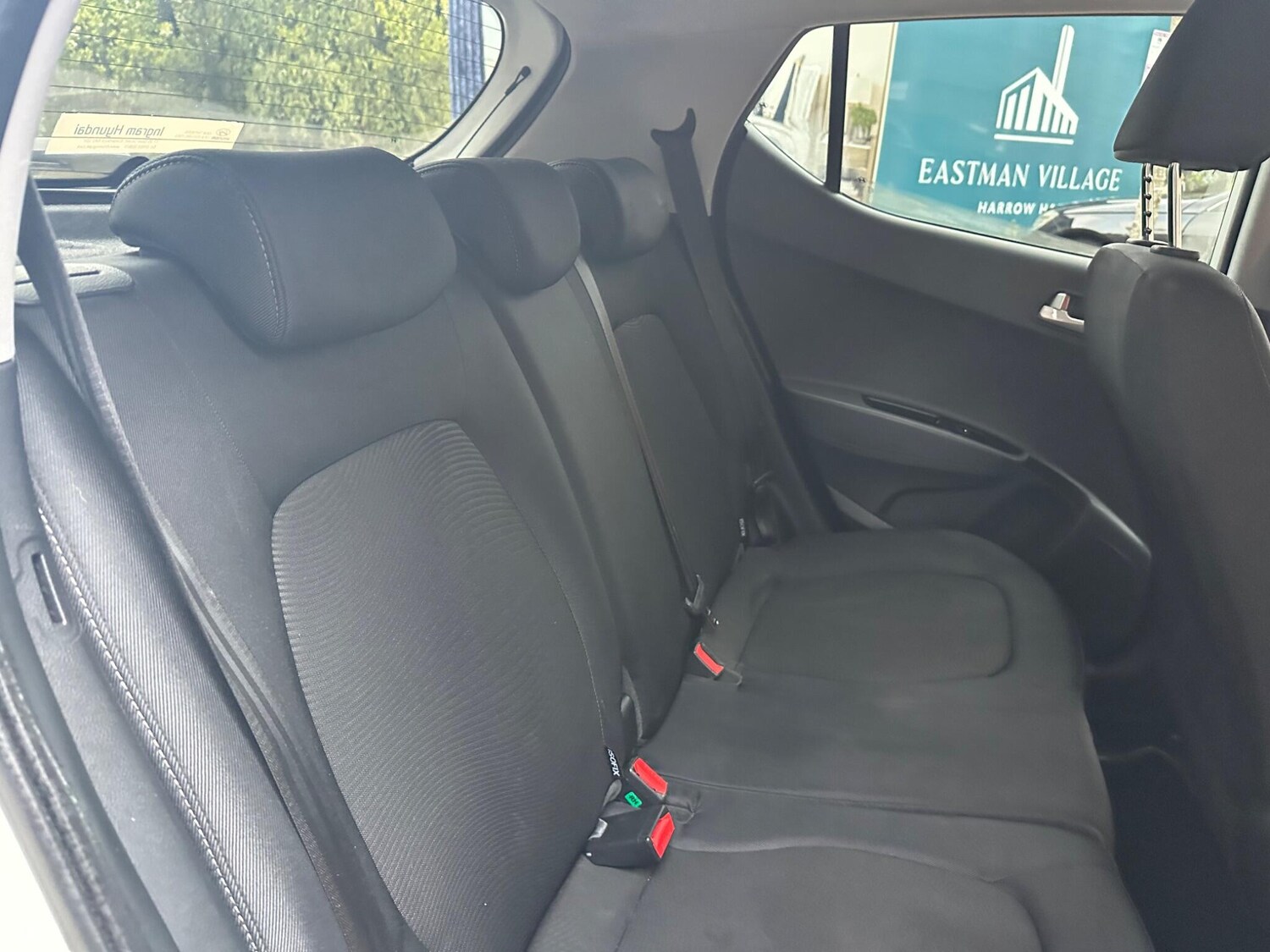 Used Hyundai i10 for sale - 76992721: Photo 29