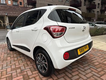 Used Hyundai i10 2018 for sale - 76992721: Photo