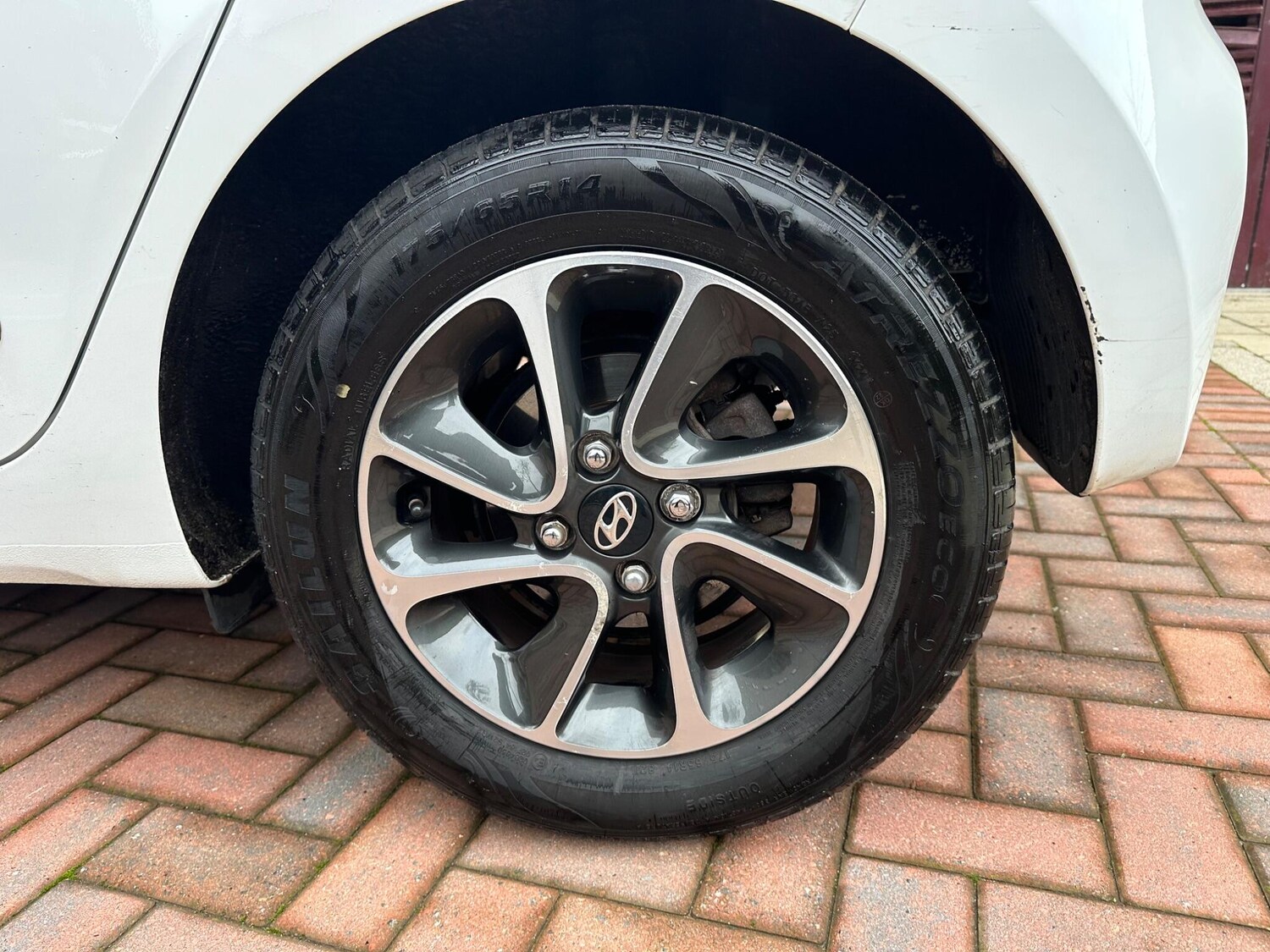 Used Hyundai i10 for sale - 76992721: Photo 41