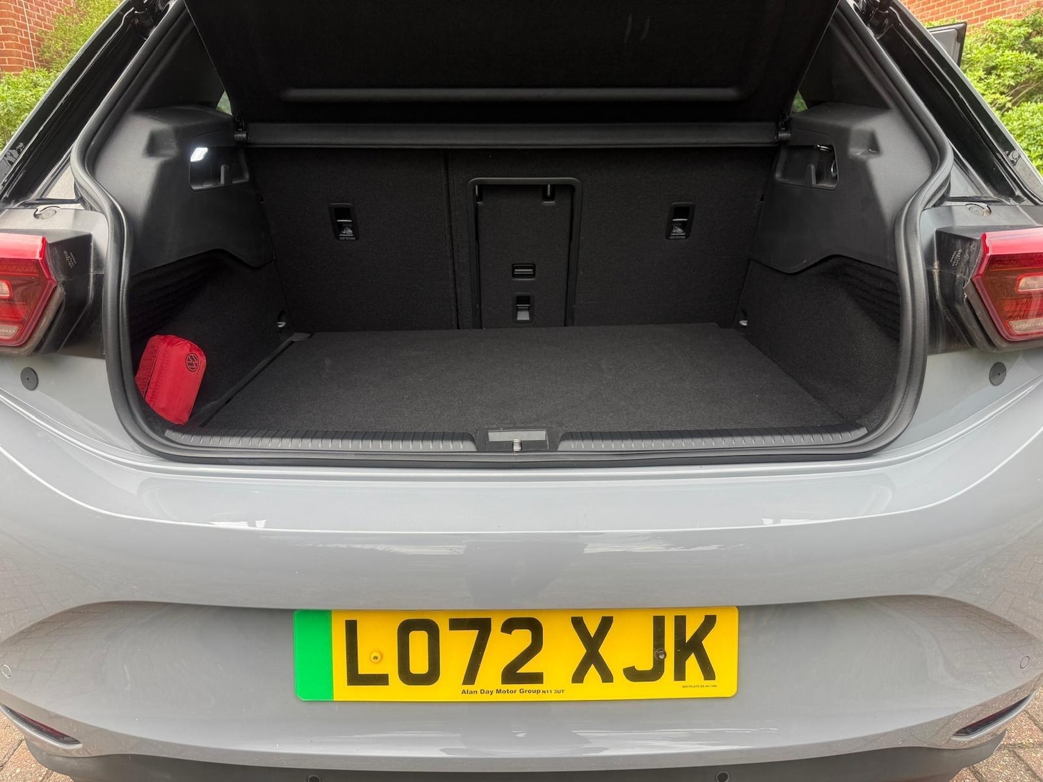 Vehicle 21