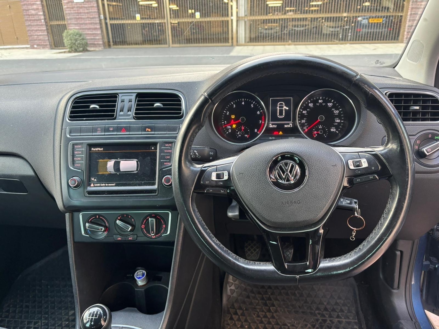 Used Volkswagen Polo for sale - 78100433: Photo 12